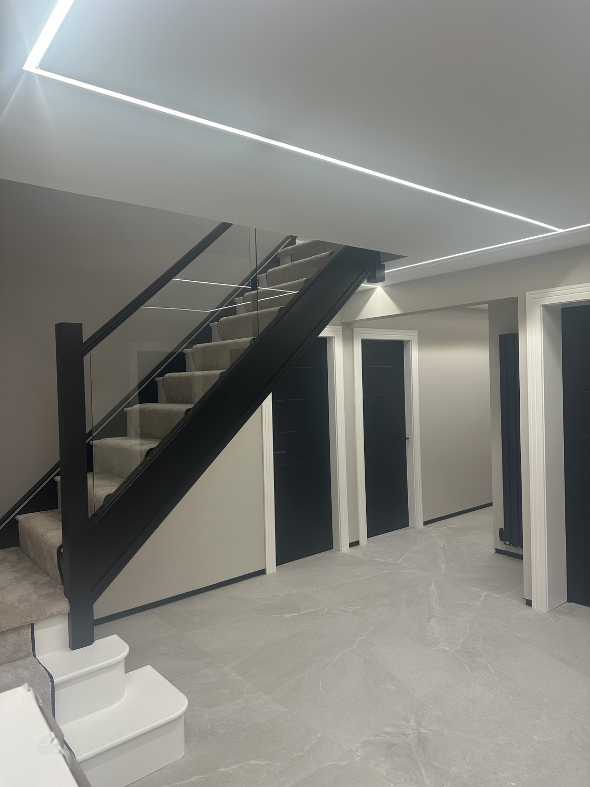 Staircase & Glass Balustrade